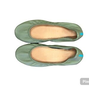 Tieks Women's Olive Leather Flats